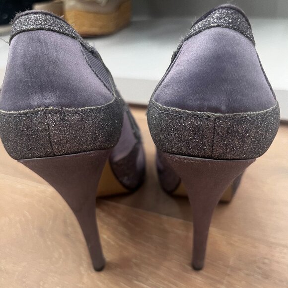 Enzo Angiolini Purple Peep-Toe Sparkling Satin Cutout Pumps. 6.5 - Picture 4 of 7